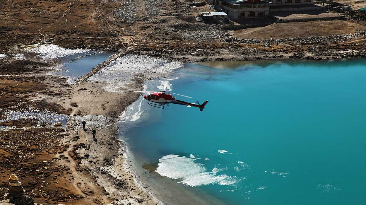 gokyo trek in april